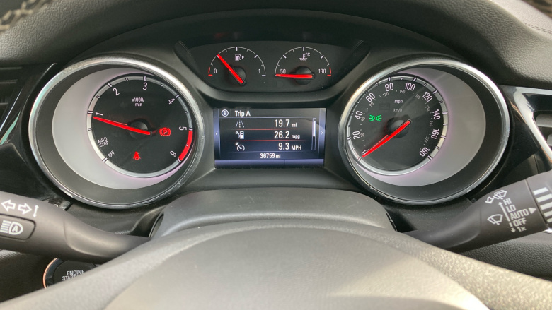 Vauxhall Insignia 1.6 Turbo D ecoTec [136] SRi Nav 5dr Diesel Hatchback